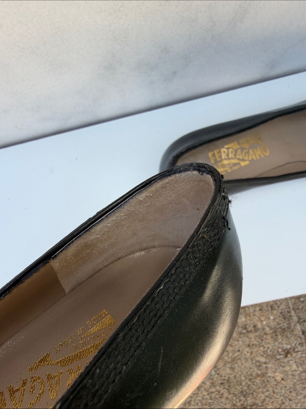 Salvatore Ferragamo Black Round-Toe Leather Pumps - Picture 10 of 13